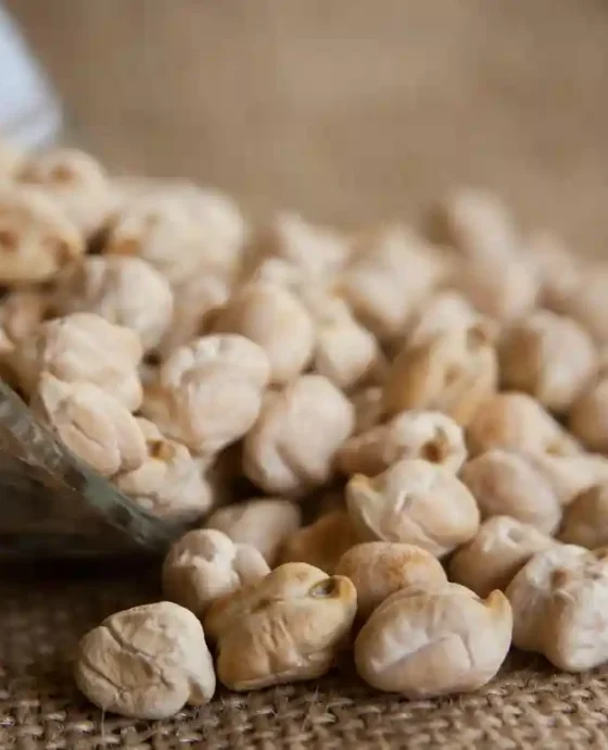 Chickpeas (Kabuli chana)
